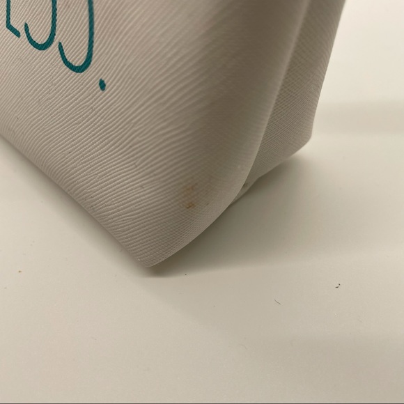 BNWT Rae Dunn ‘Flawless’ Makeup Travel Toiletries Brushes Bag - Picture 3 of 9